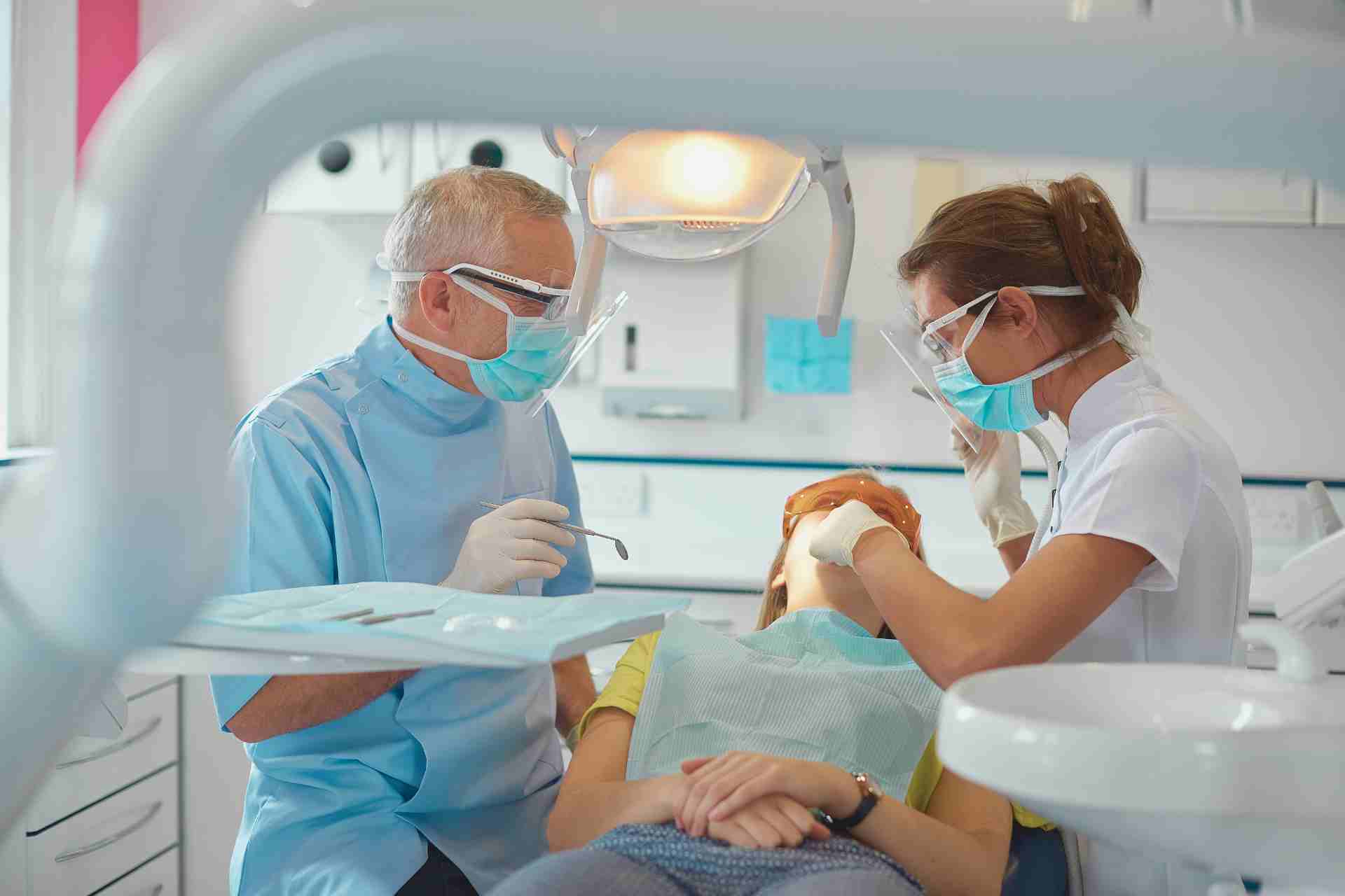 Dentist in Leesburg, IN